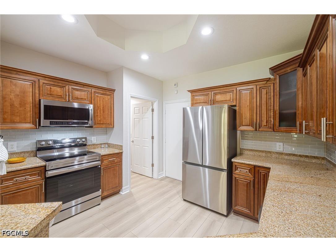 9808 Solera Cove Point #103 Fort Myers FL 33908 2026028890 image5