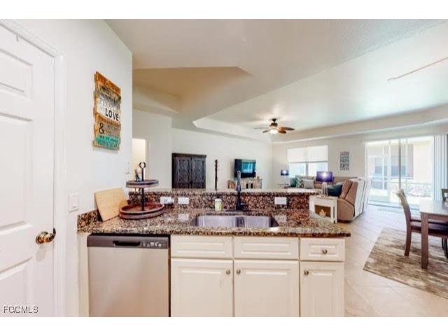 9808 Solera Cove Pointe #102 Fort Myers FL 33908 2025007068 image9