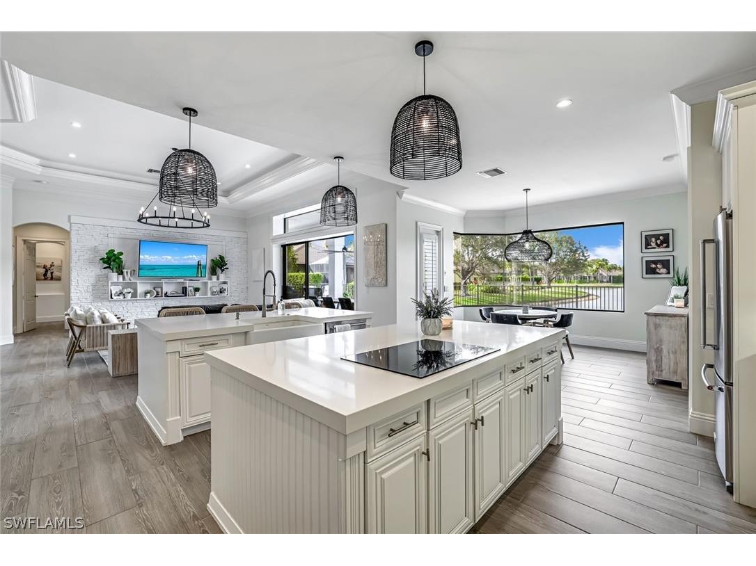 9809 Rocky Bank Drive Naples FL 34109 226008916 image1
