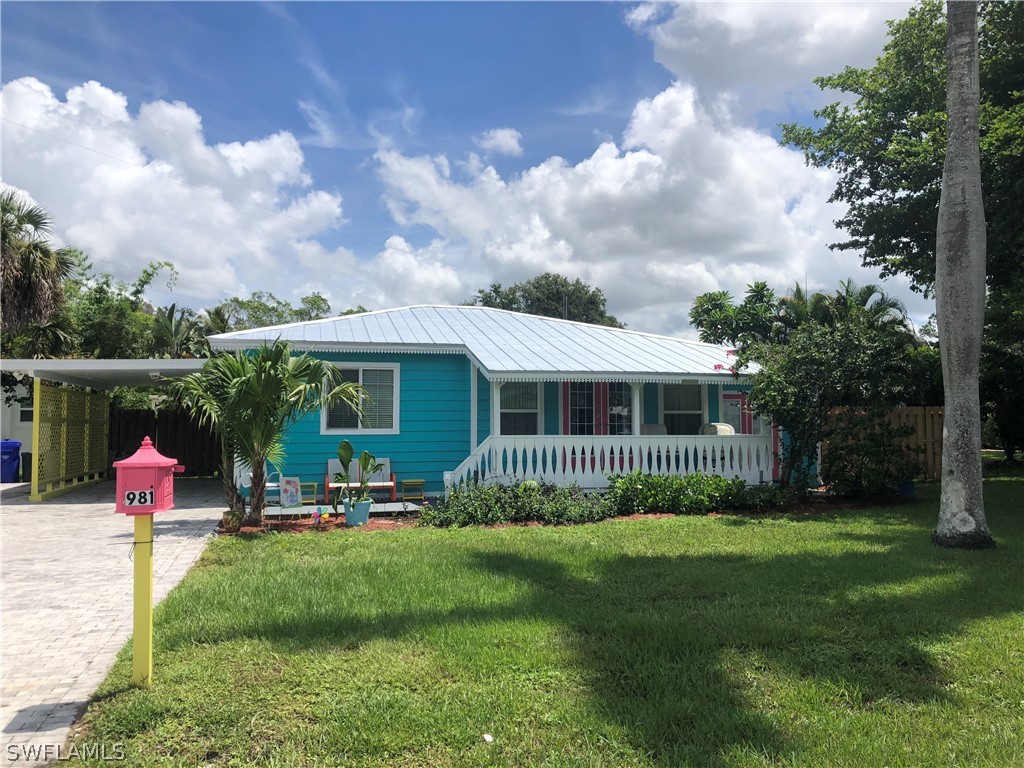 981 8th Terrace N Naples FL 34102 224049626 image1