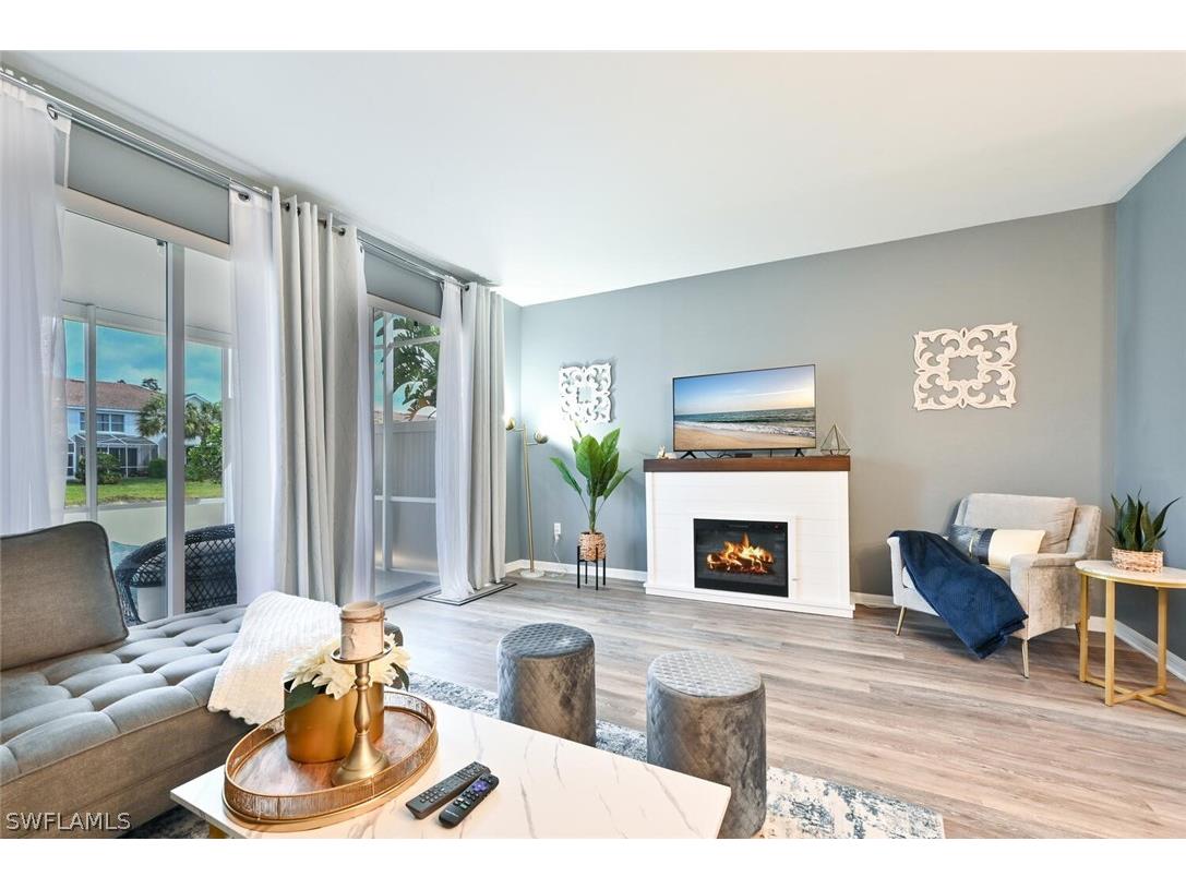 981 Hampton Circle #119 Naples FL 34105 226007246 image4