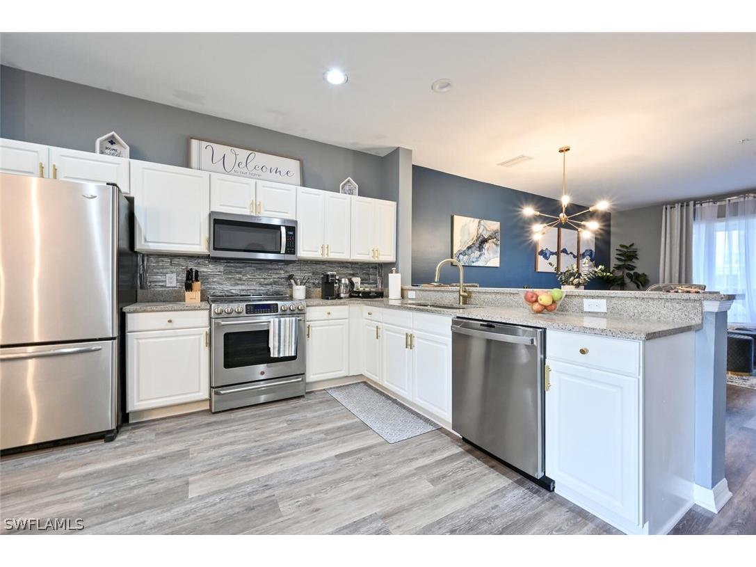 981 Hampton Circle #119 Naples FL 34105 226007246 image9