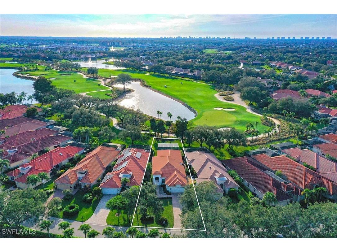 981 Tierra Lago Way Naples FL 34119 225083341 image1