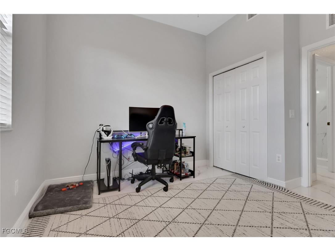 9811 Bodego Way #104 Fort Myers FL 33908 2025015834 image26