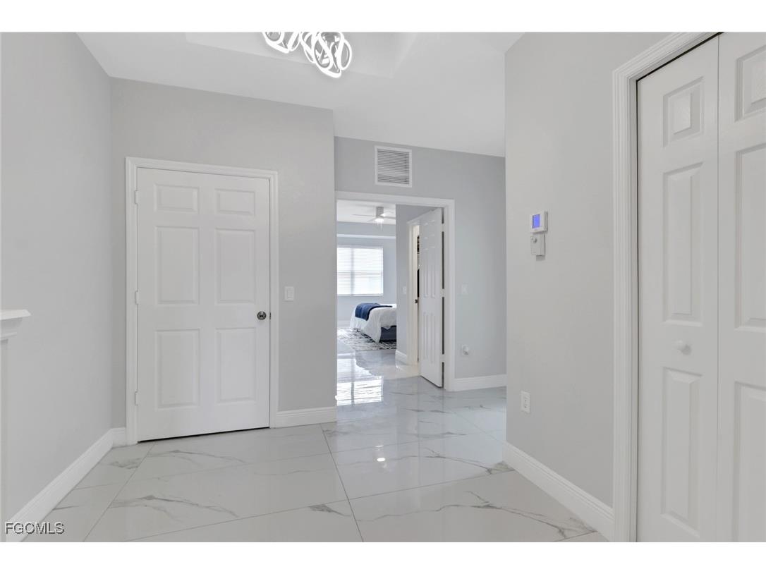 9811 Bodego Way #104 Fort Myers FL 33908 2025015834 image28