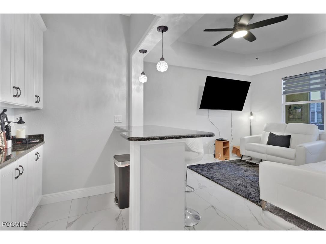 9811 Bodego Way #104 Fort Myers FL 33908 2025015834 image5