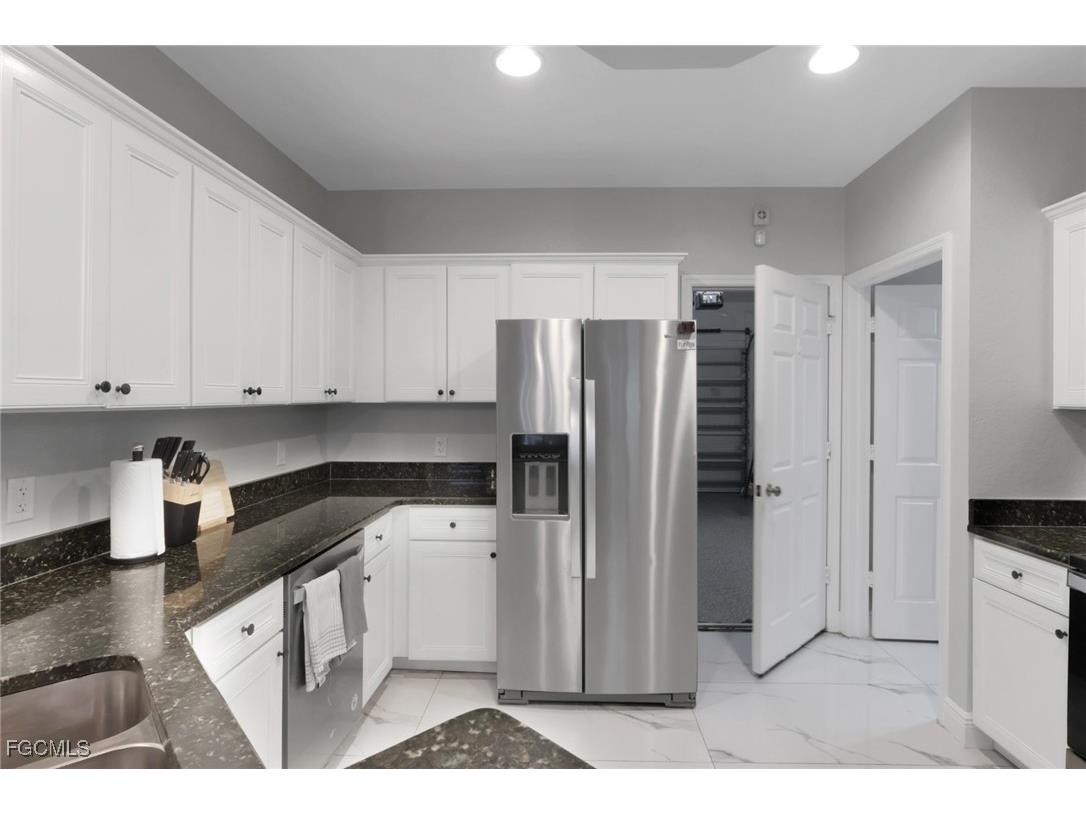 9811 Bodego Way #104 Fort Myers FL 33908 2025015834 image8