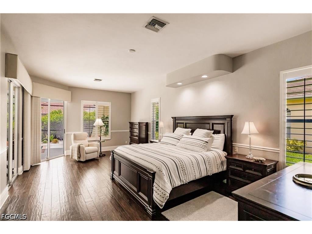 9811 Ensign Court Fort Myers FL 33919 2026016846 image9