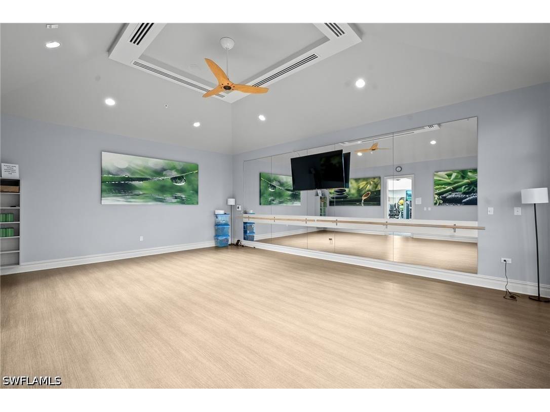 9811 Everglades Drive Naples FL 34120 226019335 image34