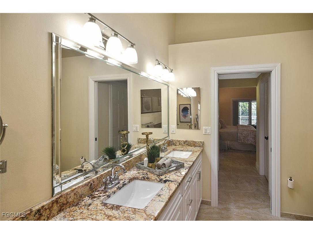 9812 Fathom Court Fort Myers FL 33919 2025019591 image23