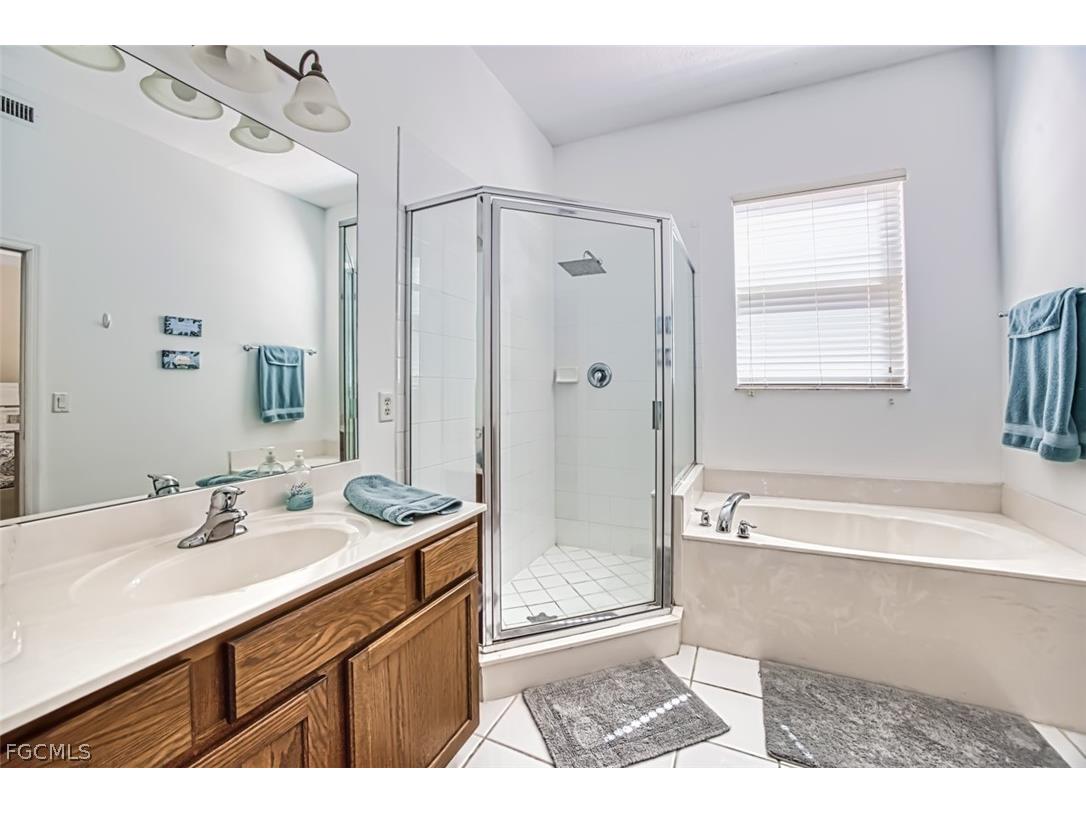 9813 Quinta Artesa Way #105 Fort Myers FL 33908 2026011200 image19