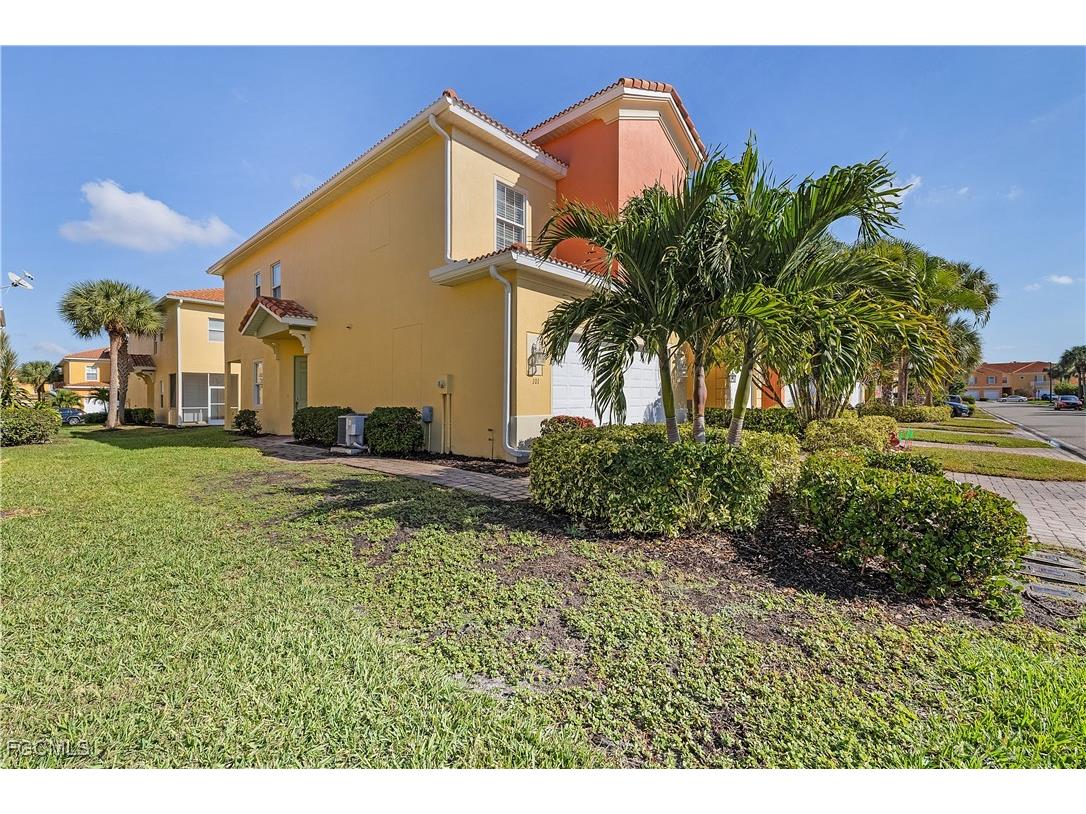 9814 Boraso Way #101 Fort Myers FL 33908 2025021400 image24