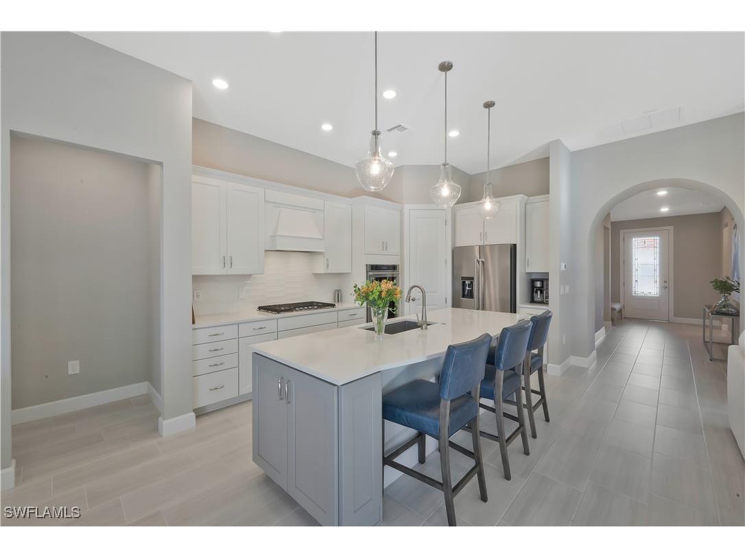 9815 Everglades Drive Naples FL 34120 225077321 image10