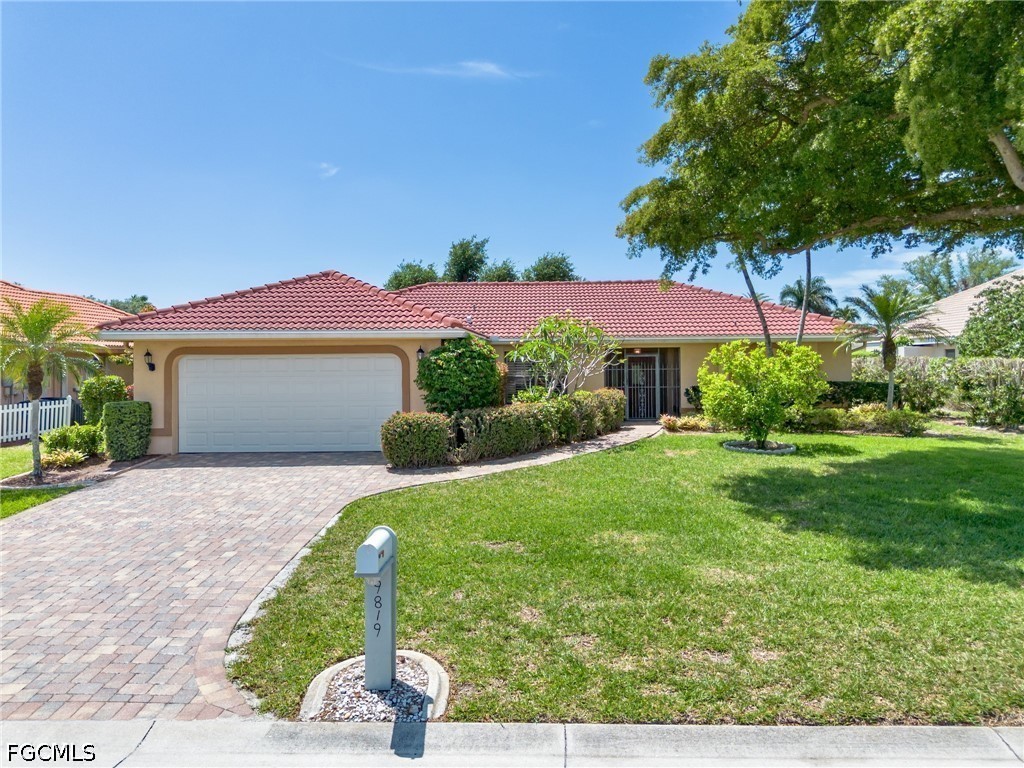 9819 Capstan Court Fort Myers FL 33919 2026016625 image1