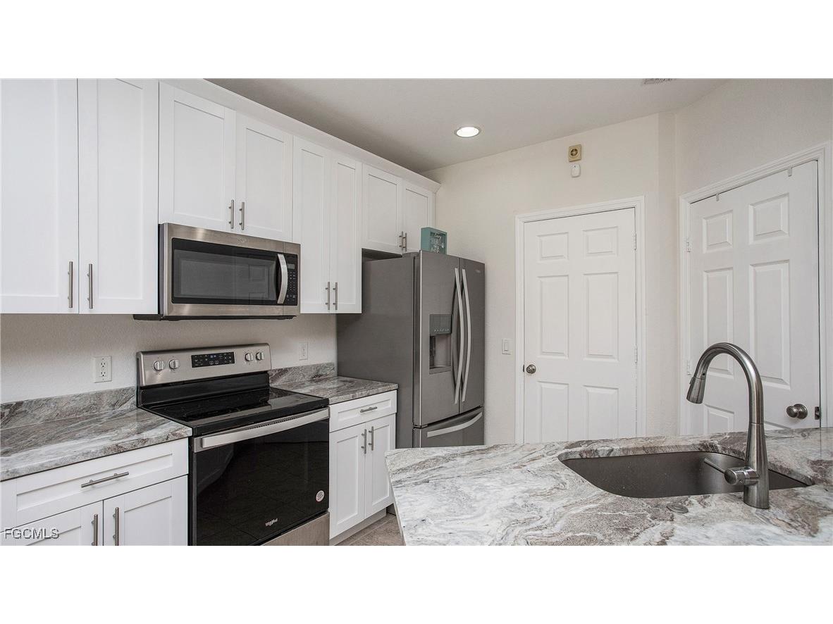 9819 Catena Way #105 Fort Myers FL 33908 2025017578 image5
