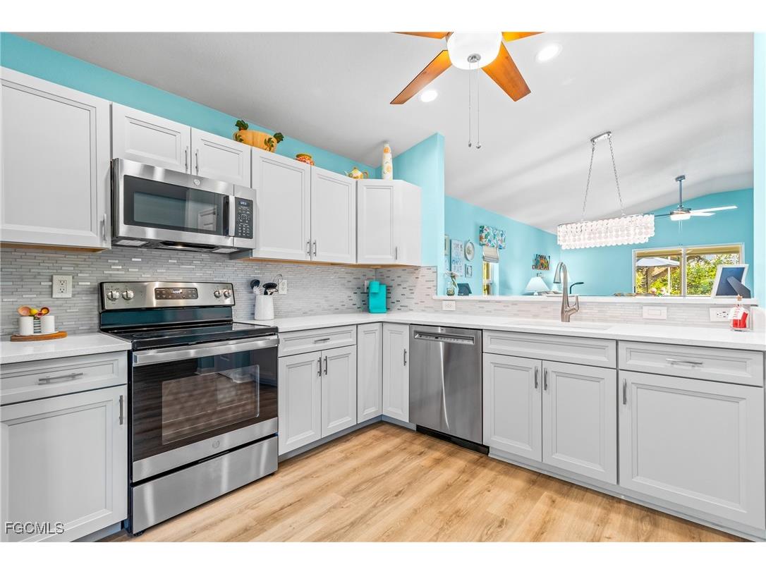 9819 Gladiolus Preserve Circle Fort Myers FL 33908 2025018688 image6