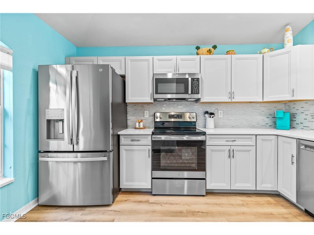 9819 Gladiolus Preserve Circle Fort Myers FL 33908 2025018688 image7