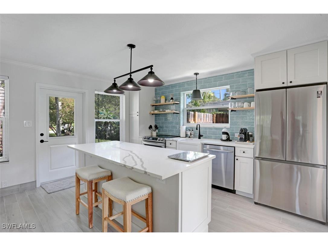 982 13th Street N Naples FL 34102 225062644 image4