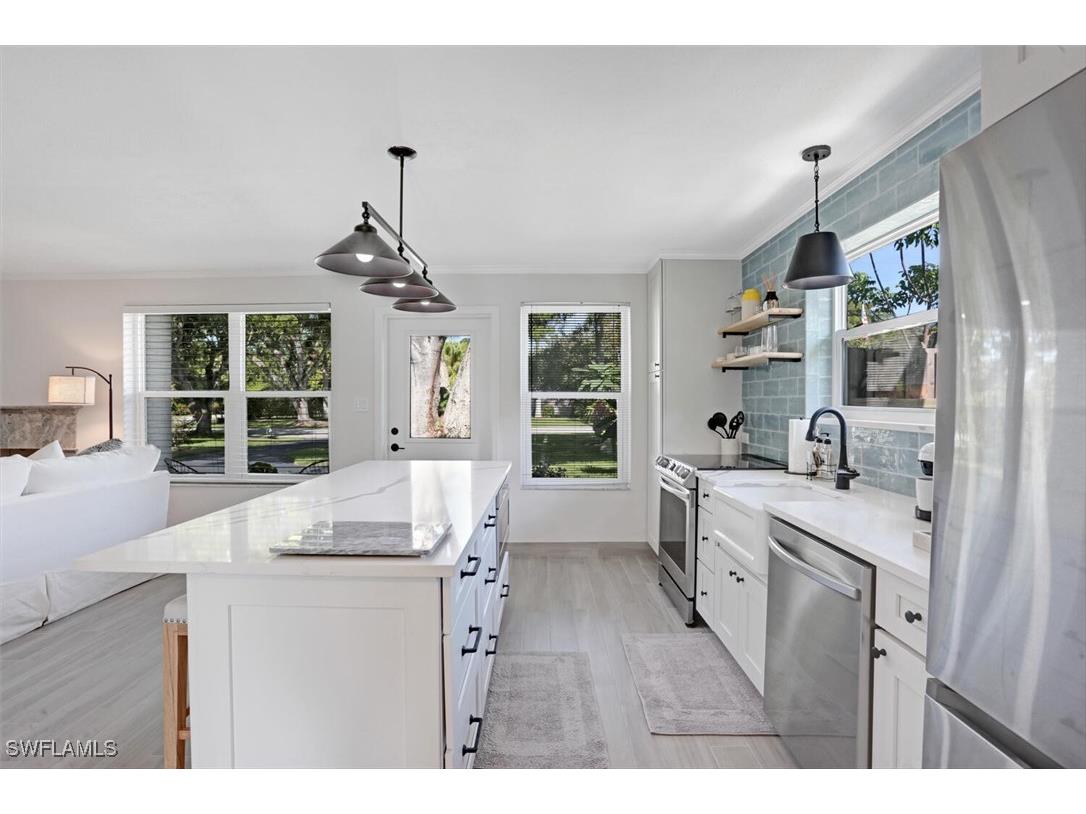 982 13th Street N Naples FL 34102 225062644 image7