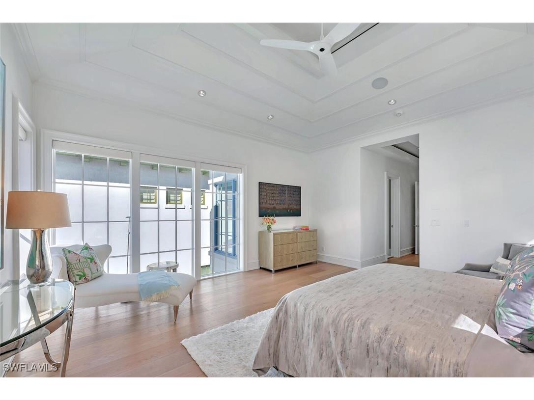 982 9th Avenue S Naples FL 34102 225074849 image17