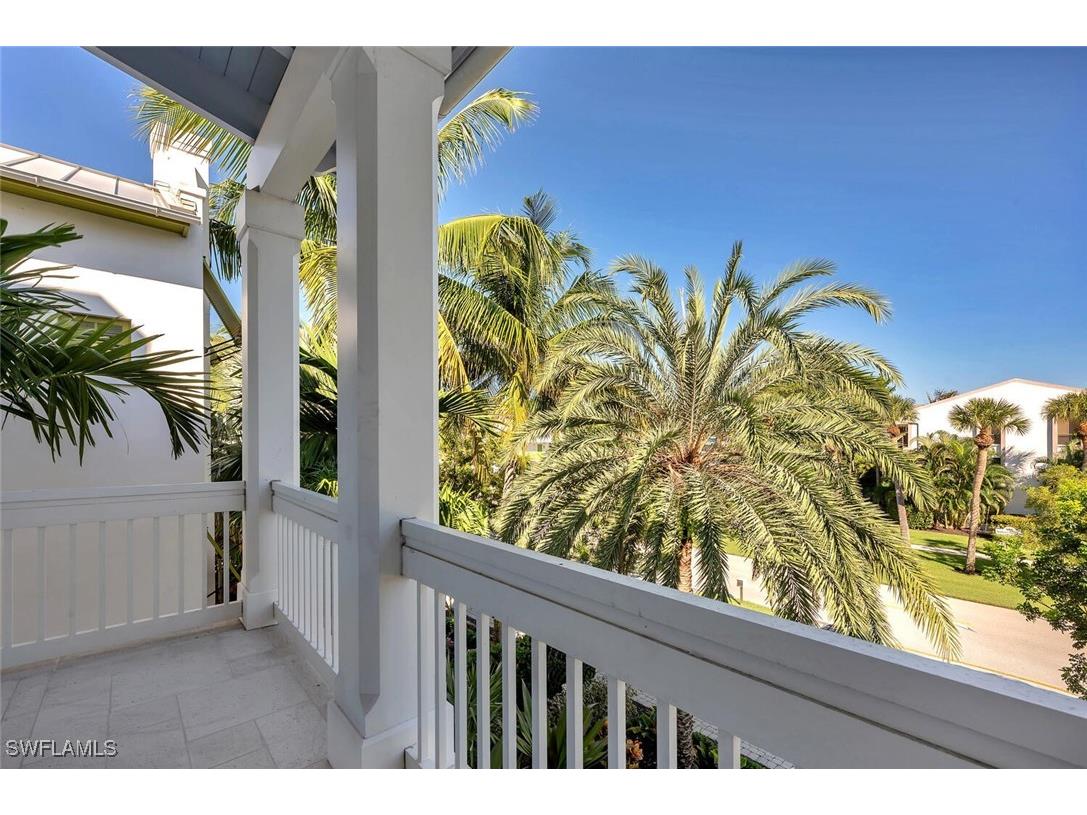 982 9th Avenue S Naples FL 34102 225074849 image24