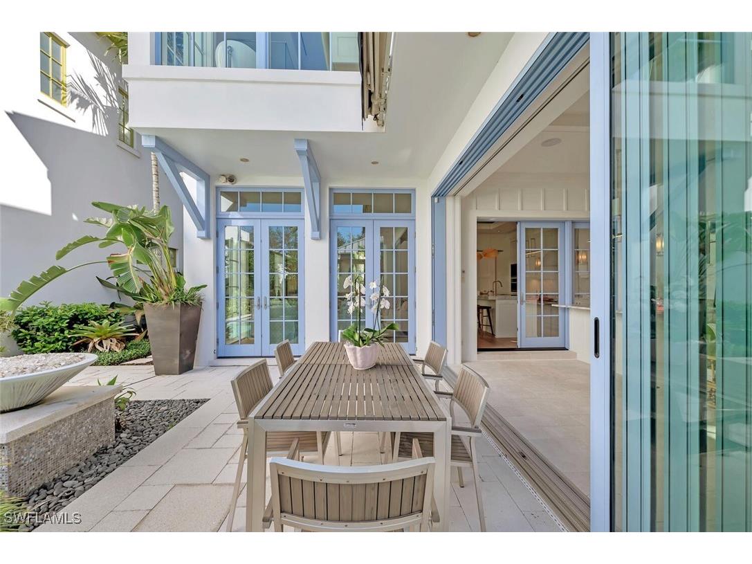 982 9th Avenue S Naples FL 34102 225074849 image42