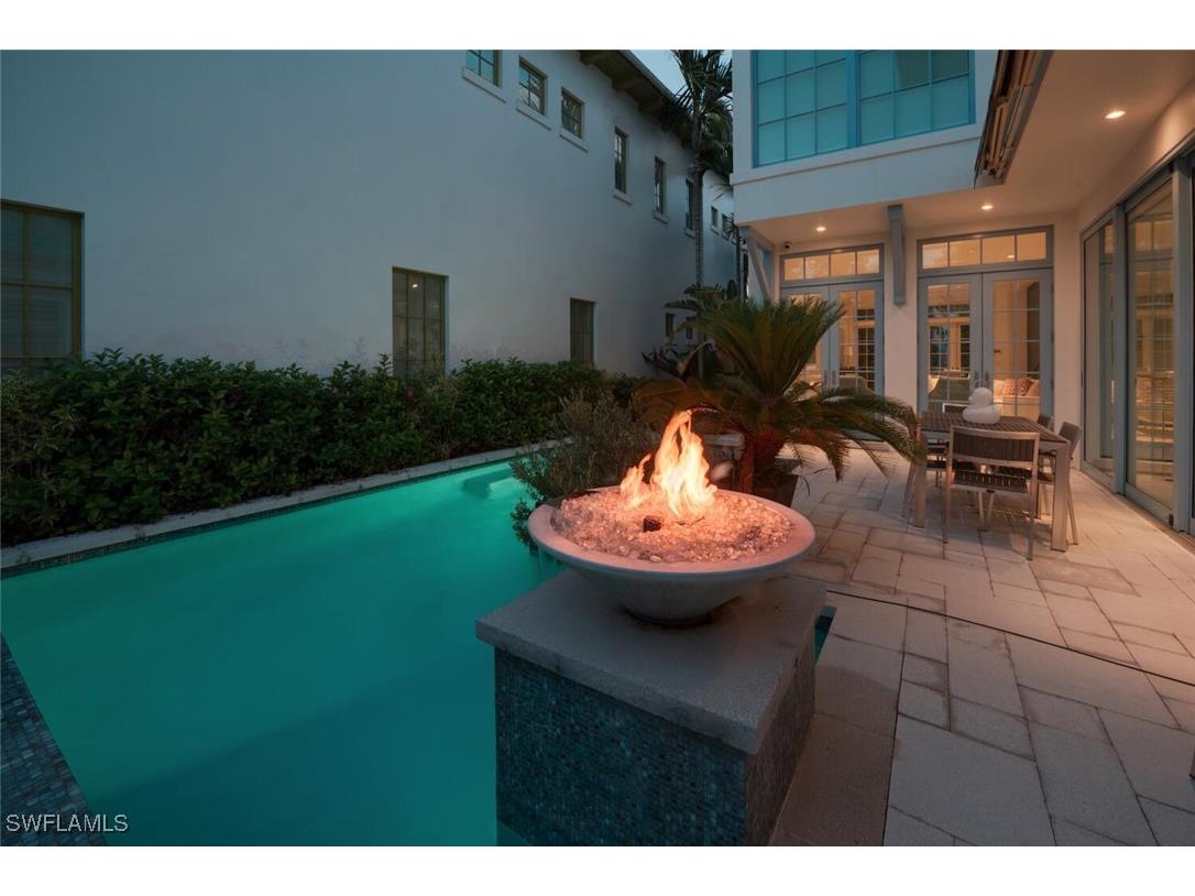 982 9th Avenue S Naples FL 34102 225074849 image48