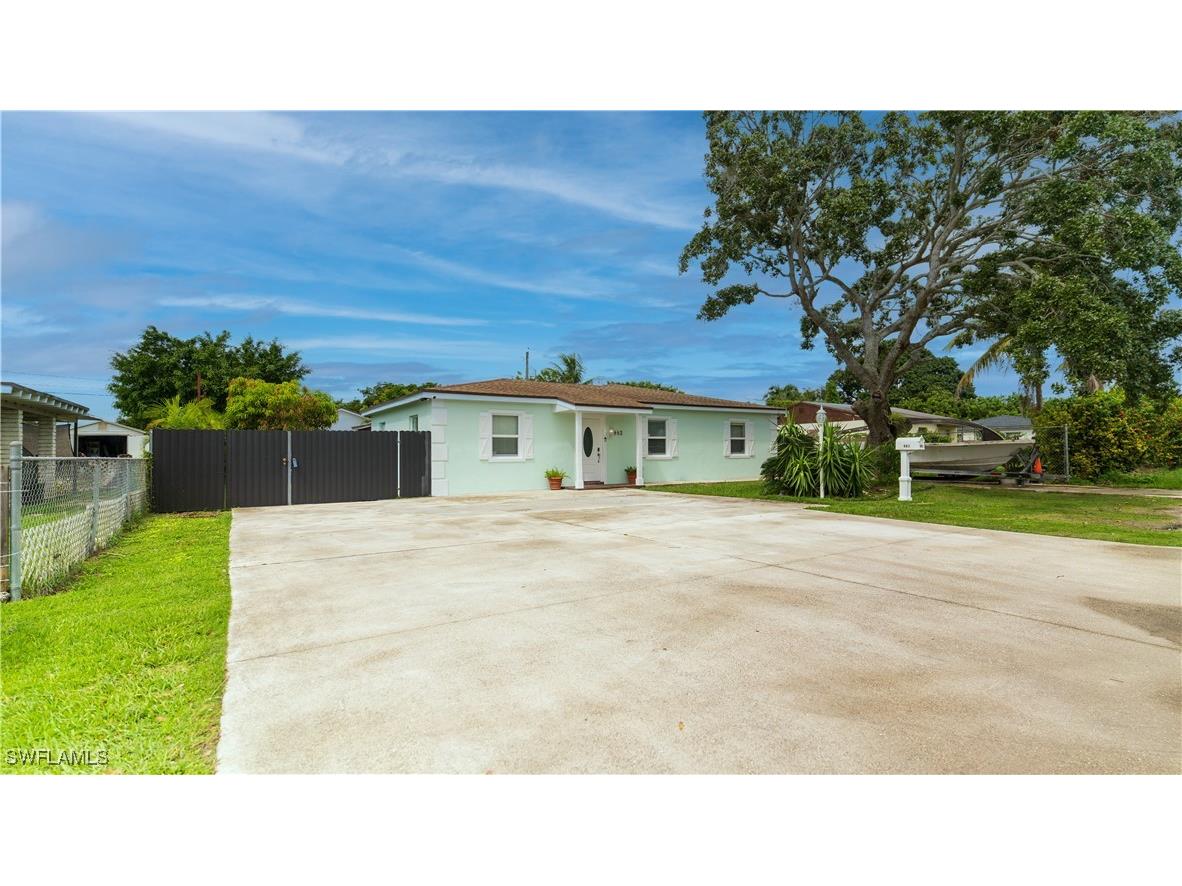 982 NE 4th Avenue Homestead FL 33030 224083137 image1