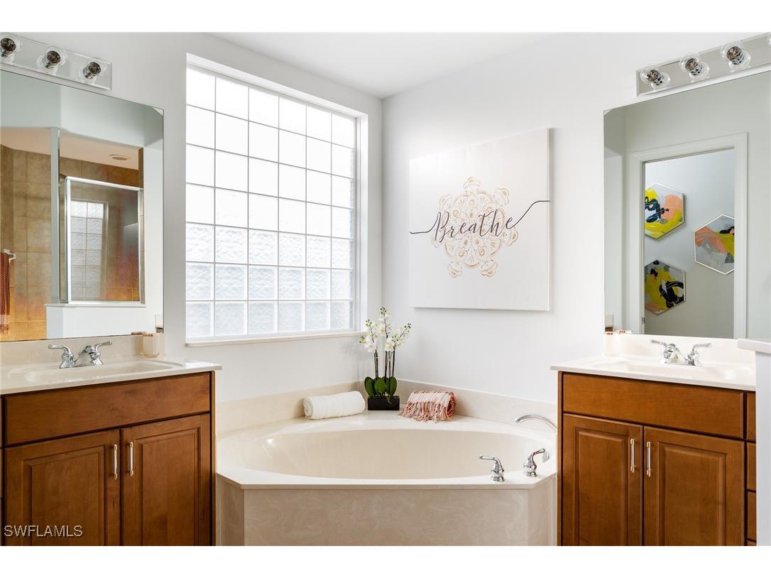 982 Tivoli Court Naples FL 34104 225069751 image28