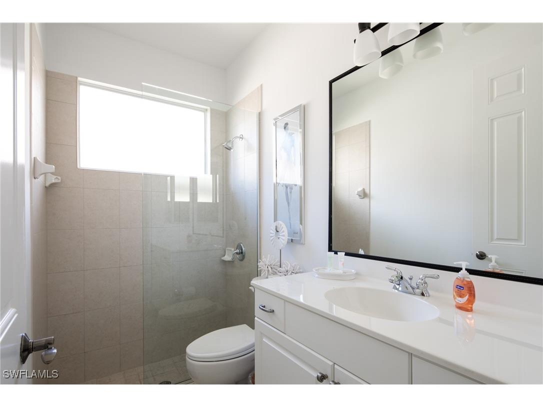 982 Tivoli Court Naples FL 34104 225069751 image33