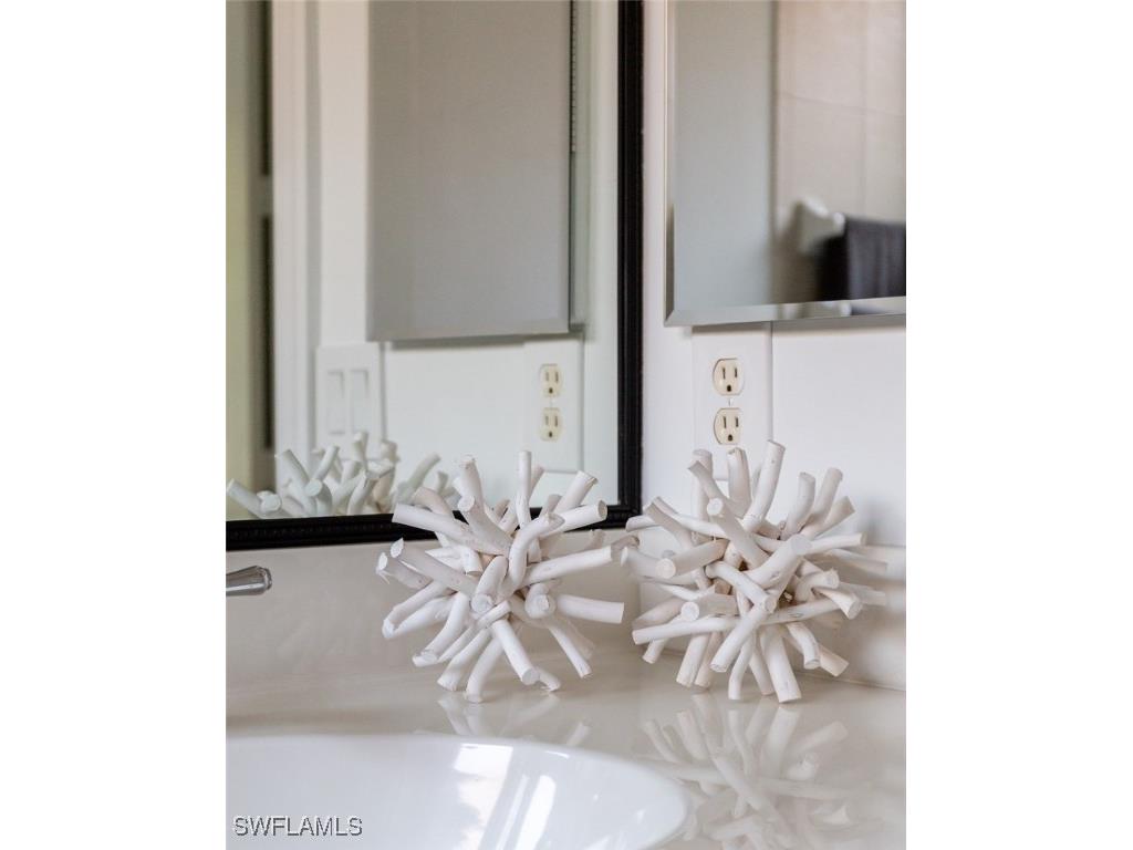 982 Tivoli Court Naples FL 34104 225069751 image34