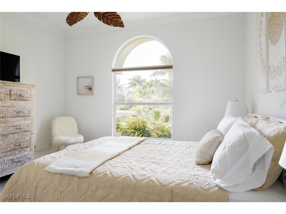 982 Tivoli Court Naples FL 34104 225069751 image37