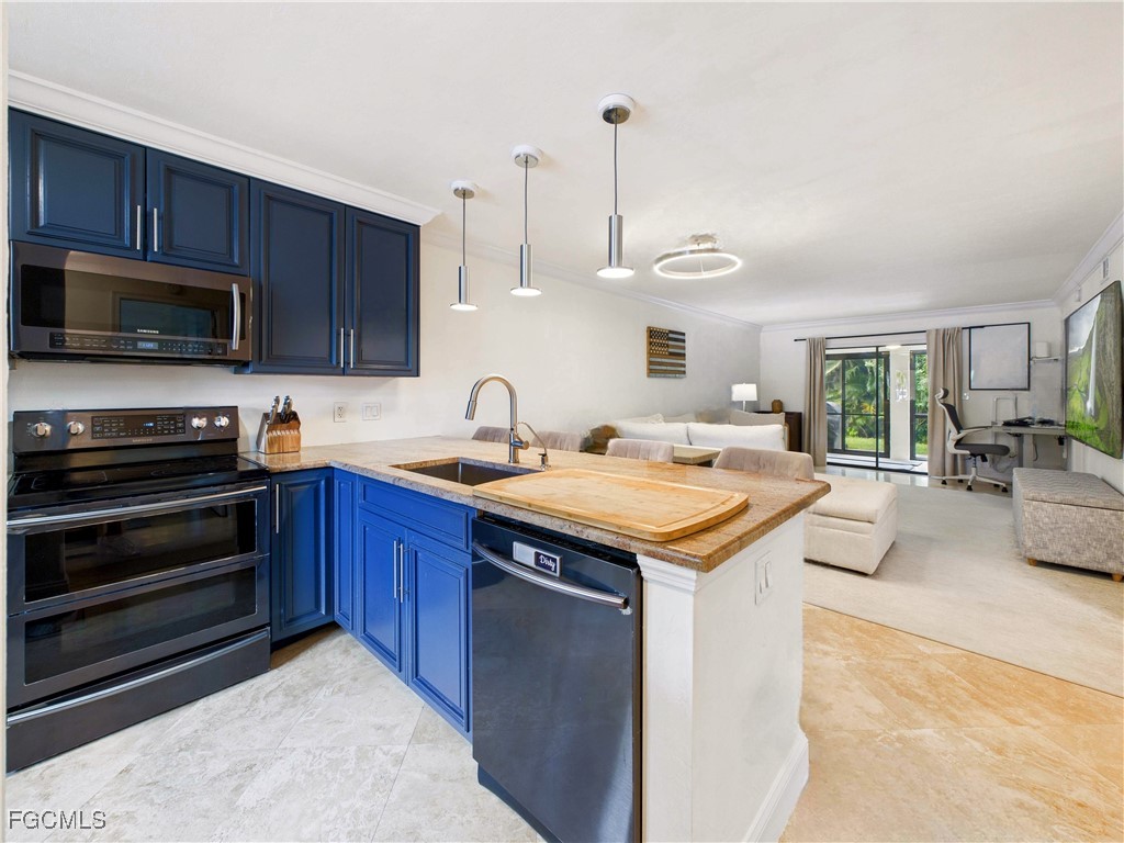 9821 Alabama Street #2 Bonita Springs FL 34135 2025010799 image6