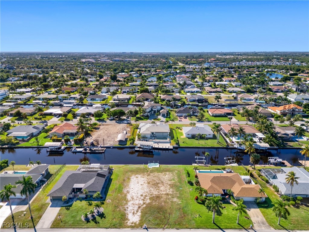 9821 Cypress Lake Drive Fort Myers FL 33919 2025020719 image10