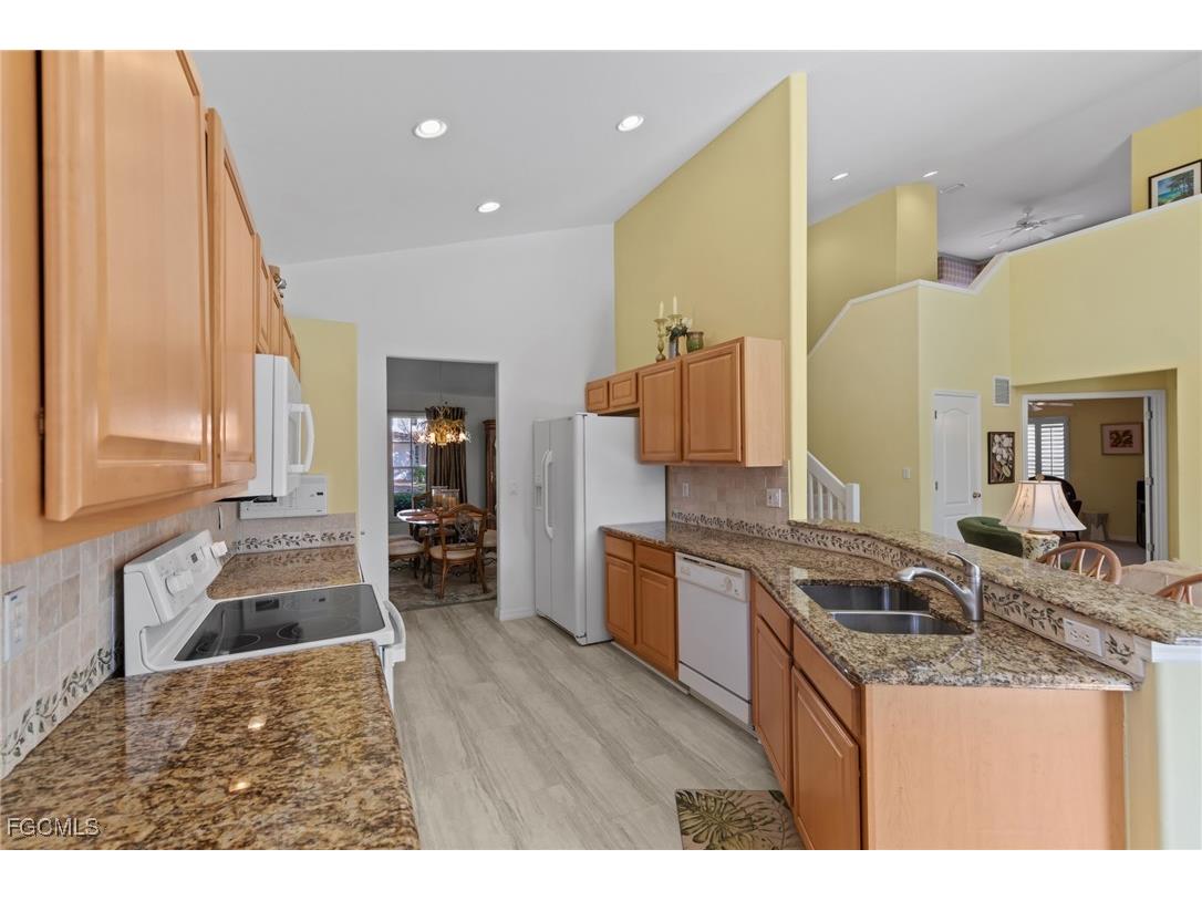 9821 Spring Run Boulevard Estero FL 34135 2025023207 image7