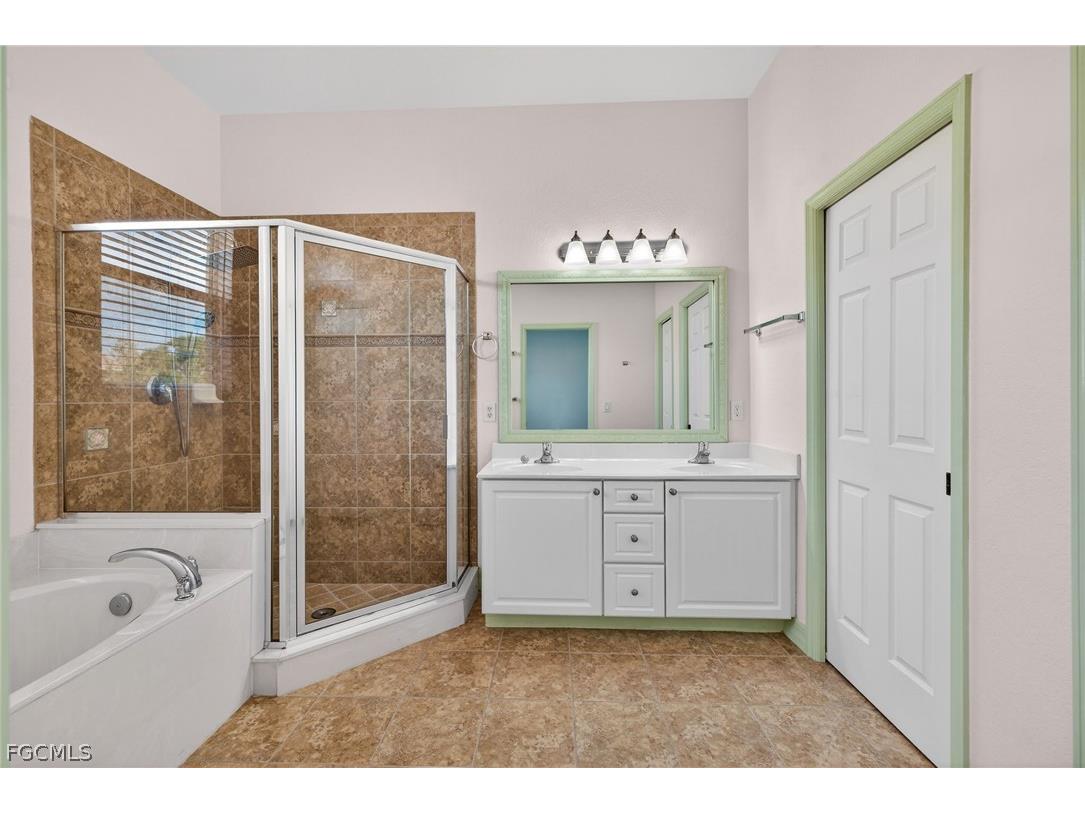 9824 Cristalino View Way #103 Fort Myers FL 33908 2026010579 image25