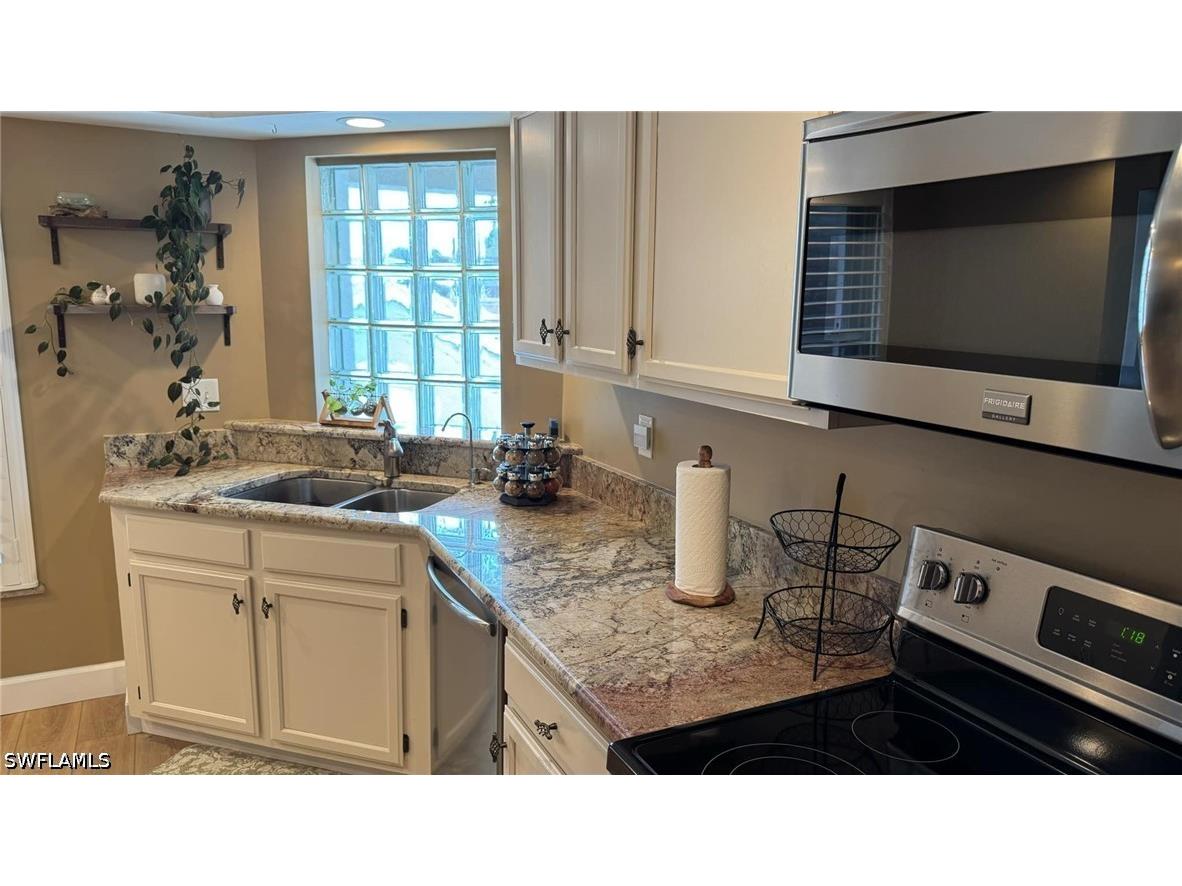 9828 Luna Circle #H202 Naples FL 34109 226020025 image14