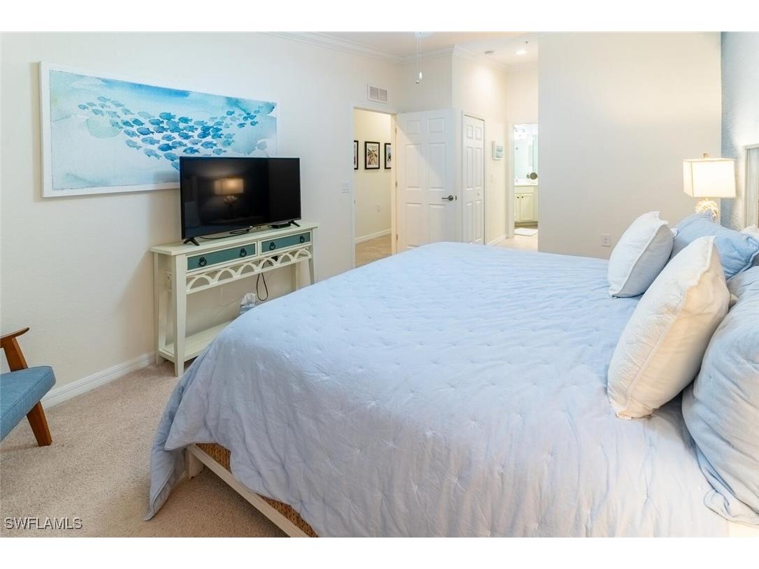 9828 Venezia Circle #1124 Naples FL 34113 225069553 image18