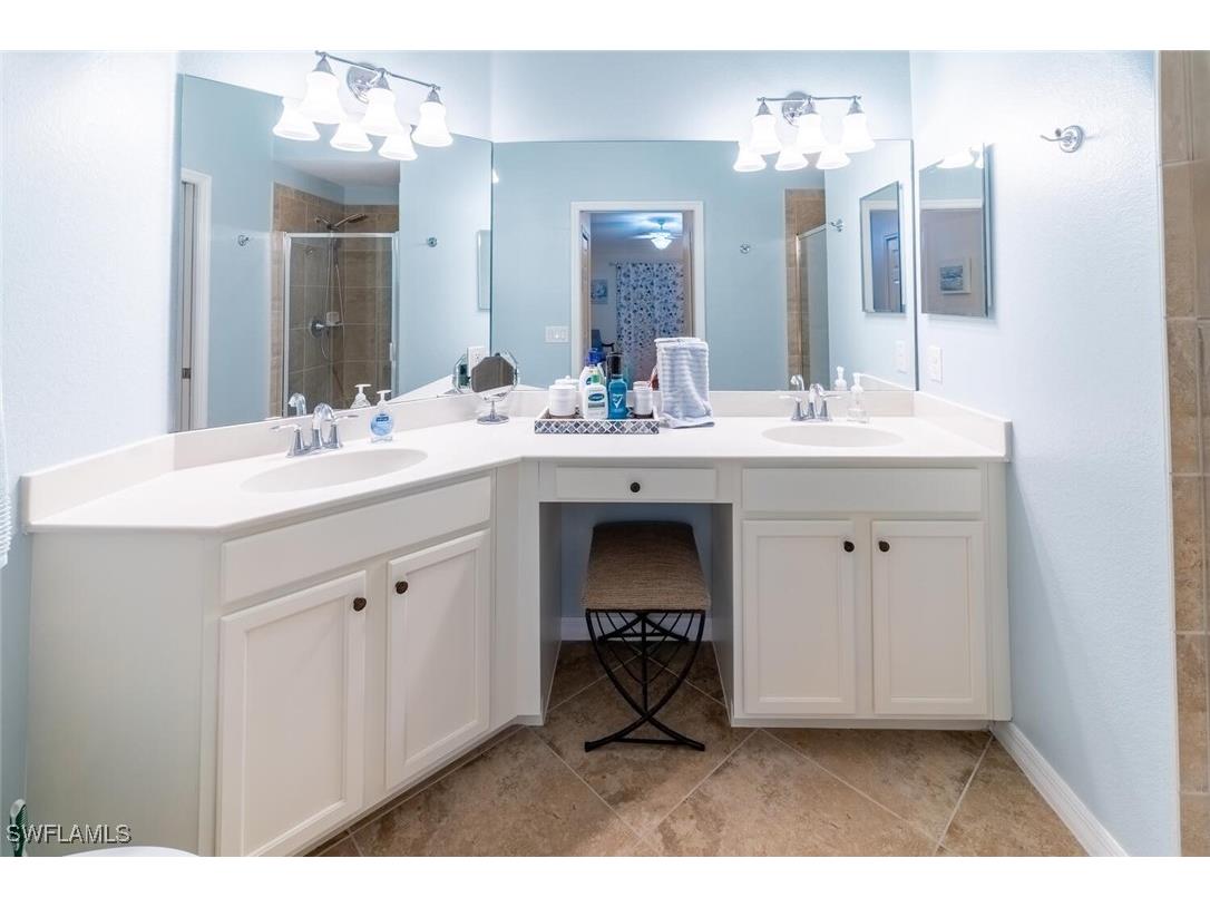 9828 Venezia Circle #1124 Naples FL 34113 225069553 image20