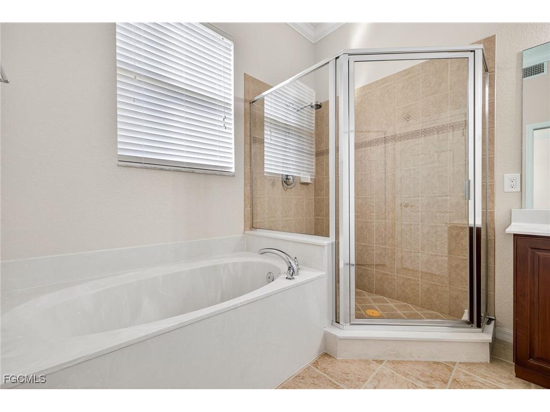 9832 Cristalino View Way #104 Fort Myers FL 33908 2026006136 image22