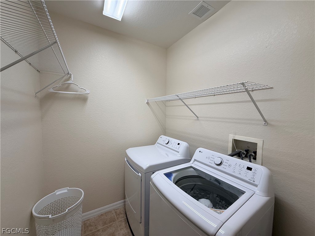 9832 Cristalino View Way #104 Fort Myers FL 33908 2026006136 image27