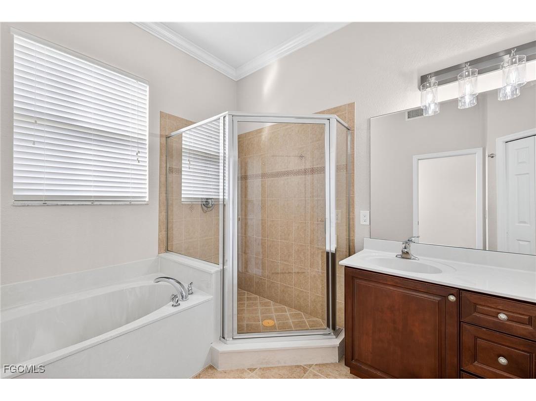 9832 Cristalino View Way #104 Fort Myers FL 33908 2026006136 image7