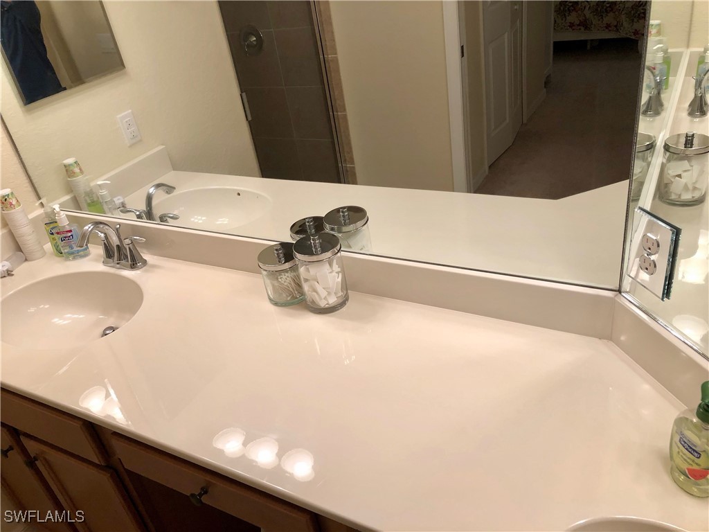 9832 Venezia Circle #1013 Naples FL 34113 225014716 image16