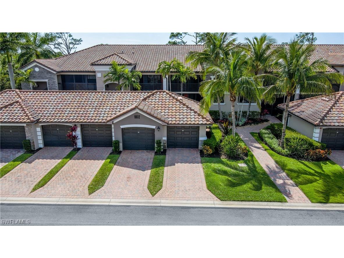 9832 Venezia Circle #1023 Naples FL 34113 223029013 image1