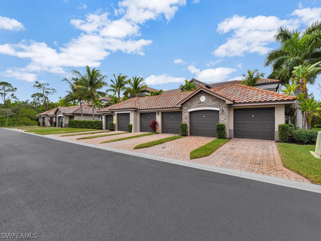 9832 Venezia Circle #1026 Naples FL 34113 224009527 image1