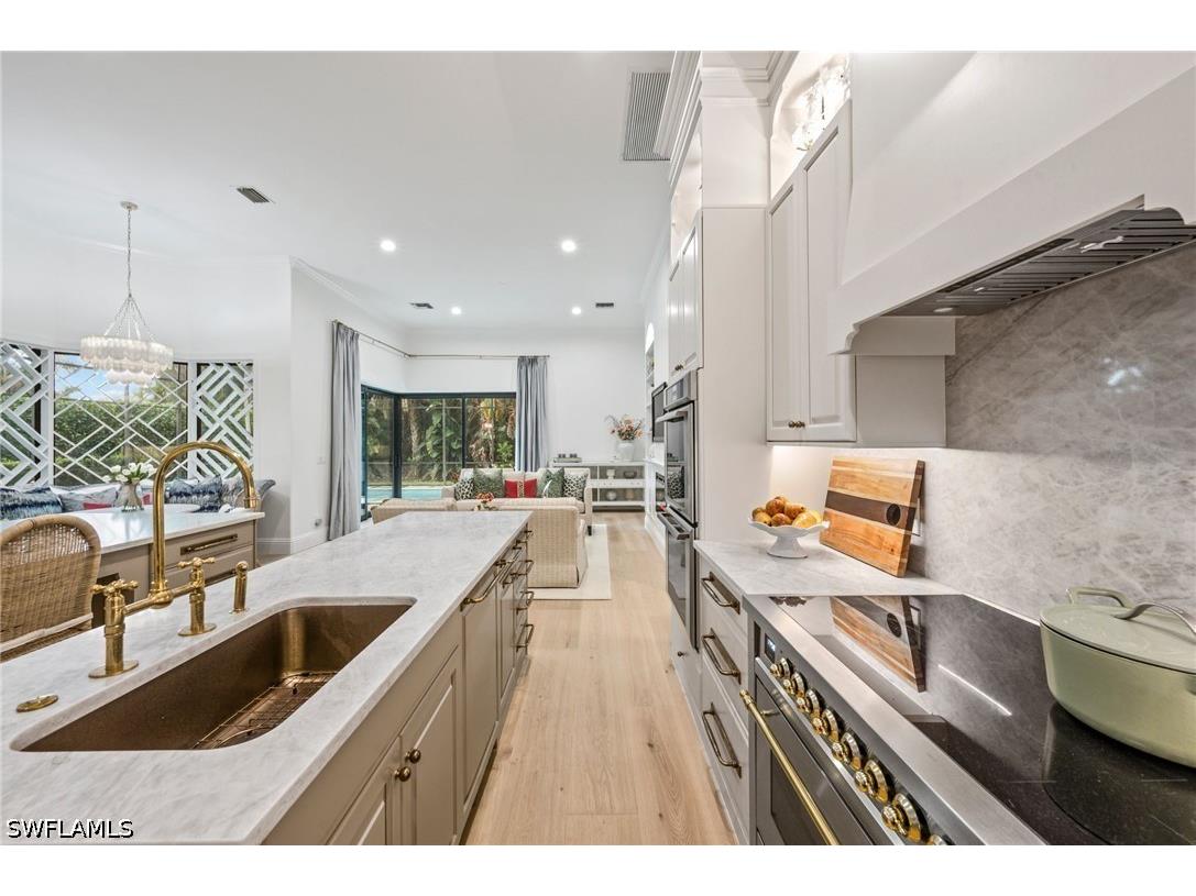 9833 Clear Lake Circle Naples FL 34109 226014663 image13
