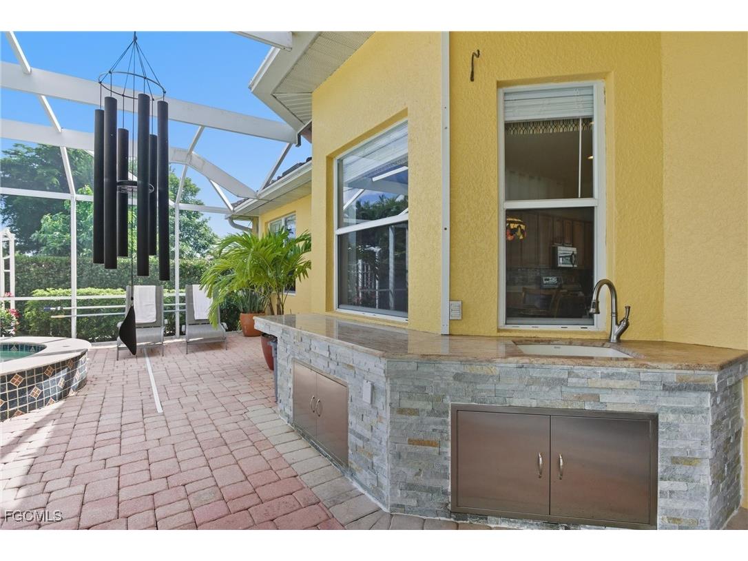 9836 Los Altos Court Fort Myers FL 33919 2025017762 image10