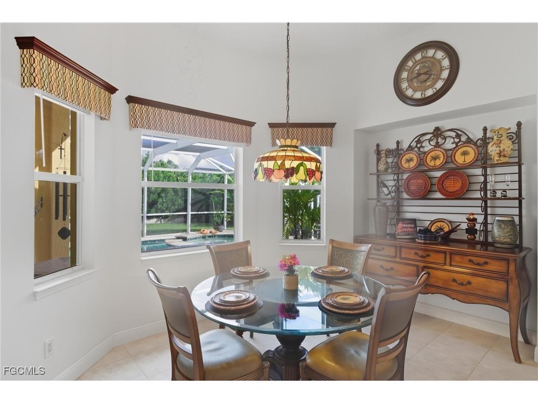 9836 Los Altos Court Fort Myers FL 33919 2025017762 image19