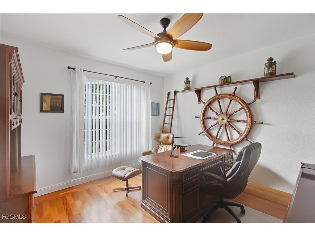 9836 Los Altos Court Fort Myers FL 33919 2025017762 image6