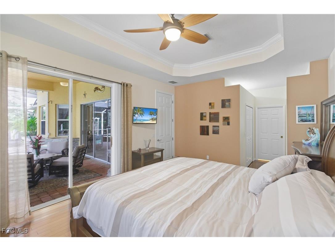 9836 Los Altos Court Fort Myers FL 33919 2025017762 image7